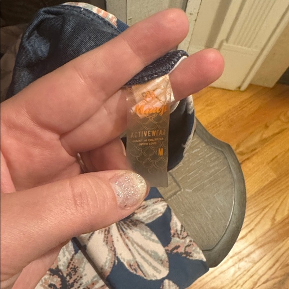 Maaji Floral Print Leggings - Picture 5 of 5